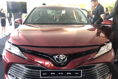 Hé lộ mức giá Toyota Camry 2019 ra mắt tại Việt Nam trong tháng 4