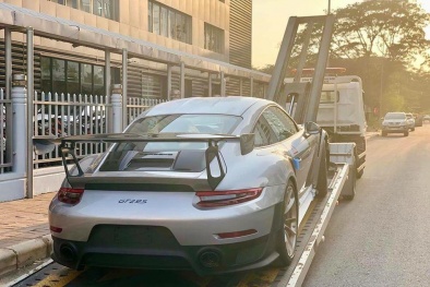 Cận cảnh siêu xe Porsche 20 tỷ mới tậu của 'vua cà phê' Đặng Lê Nguyên Vũ