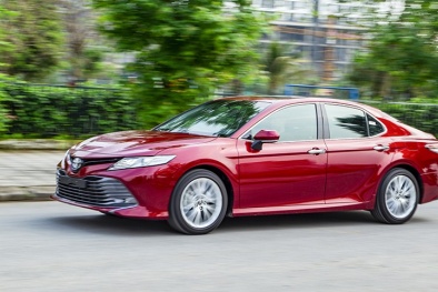 Toyota Camry 2019 đẹp ‘long lanh’ chuẩn bị ra mắt thị trường Việt được trang bị những gì?