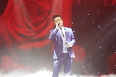 Ca sĩ  Tuấn Hưng cháy hết mình trong sự kiện kick off Sunshine City Sài Gòn