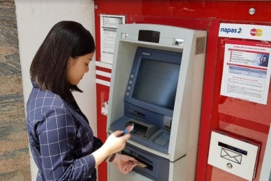 Nghỉ lễ 30/4 và 1/5: Các ngân hàng cảnh báo nguy cơ thẻ ATM bị đánh cắp dữ liệu