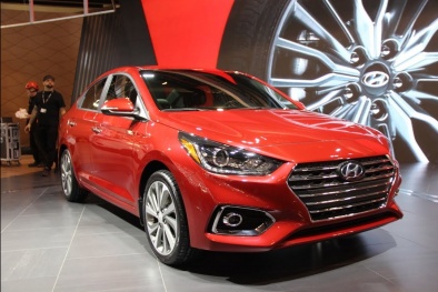 Hyundai Accent 425 triệu thêm trang bị mới: Giá chính thức bao nhiêu?