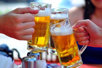 Uống rượu bia khi lái xe: Những tác hại khó lường không phải ai cũng biết