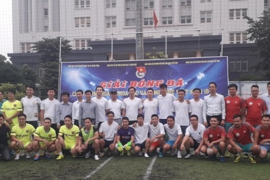 Đội bóng Bộ TT&TT vô địch ‘Giải bóng đá chào mừng ngày KH&CN Việt Nam 18/5’