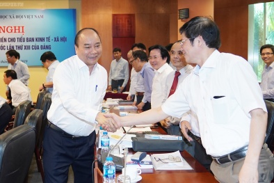 Thủ tướng nghe các nhà khoa học góp ý Chiến lược 10 năm, Kế hoạch 5 năm