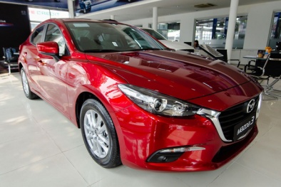 Hàng nghìn người Việt ‘xếp hàng’ mua chiếc ô tô 4 chỗ đẹp long lanh của Mazda