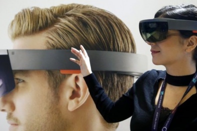 Cảnh báo về việc sử dụng kính thực tế ảo trong công việc