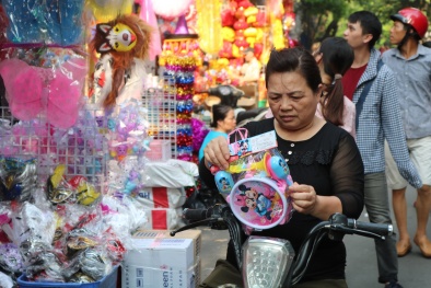 Tết thiếu nhi (1/6): Đồ chơi trẻ em 'Made in Viet Nam' đắt hàng