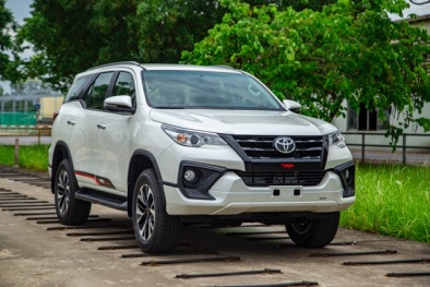 Chiếc xe thứ 500.000 do Toyota Việt Nam sản xuất chính thức xuất xưởng
