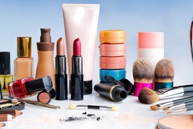 Có khoảng 4.300 trẻ em nhập viện vì thương tích do mỹ phẩm mỗi năm