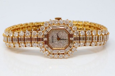 Giá hơn 7 tỷ đồng, chiếc đồng hồ Rolex của hoàng gia Việt xưa có gì đặc biệt?