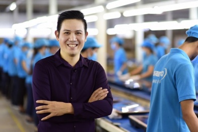 Vì sao Asanzo của CEO Phạm Văn Tam luôn 'nổ' là 'hàng Việt Nam công nghệ Nhật'?