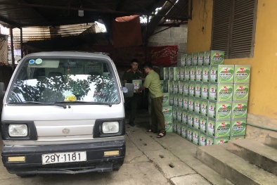 Nhập lậu 2.400 chai bia vào Việt Nam tiêu thụ