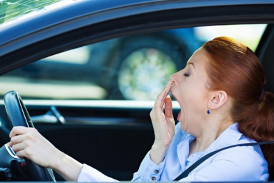 Cách chống buồn ngủ hiệu quả bất ngờ cho tài xế khi lái xe 