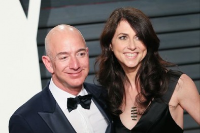 Vợ ông chủ Amazon sắp chính thức nhận khoản tiền hơn 887 nghìn tỷ hậu ly hôn