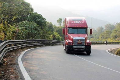 Lái xe đang ở tốc độ cao bị mất phanh, để xử lý tài xế nhất định phải biết điều này