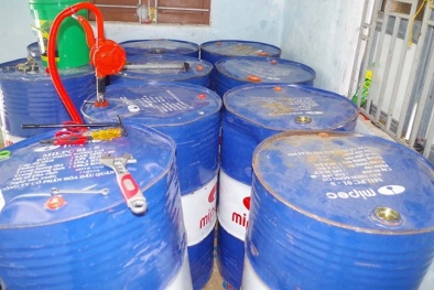 Đà Nẵng: Bắt giữ gần 2000 lít dầu nhớt giả nhãn hiệu nổi tiếng