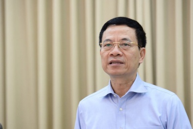 Bộ trưởng Nguyễn Mạnh Hùng: Còn tồn tại sim rác, nhà mạng sẽ không được cấp phép dịch vụ mới