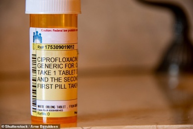 Sử dụng thuốc kháng sinh có thể khiến nguy cơ mắc các bệnh về tim tăng gấp đôi 