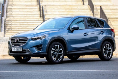 Chiếc ô tô Mazda đẹp long lanh này đang được giảm giá 100 triệu đồng tại Việt Nam