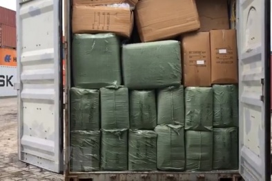 Kiểm tra hàng trăm kiện hàng nghi giả mạo nguồn gốc