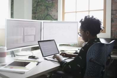 Bạn có nguy cơ mất việc vào năm 2026 nếu đang ‘bám đuổi’ 10 nghề này