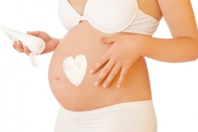 Tránh xa mỹ phẩm chứa các thành phần này kẻo bà bầu hại cả mẹ lẫn con