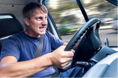 10 thói quen 'phá' xe ô tô nhanh không tưởng tài xế nào cũng mắc phải