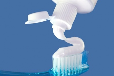 Tránh dùng Kem đánh răng trà xanh Select của Công ty hóa mỹ phẩm Quốc tế sản xuất