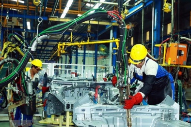 Ô tô Việt Nam đắt đỏ: Bộ Công Thương nói gì?