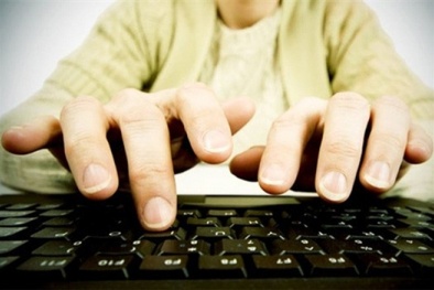 Dùng 8 tài khoản liên tục mua bán cổ phiếu, bị phạt hơn nửa tỷ đồng