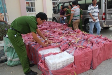 Chặn thuốc lá lậu: Cuộc chiến chưa hồi kết 
