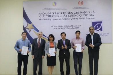 36 học viên được cấp chứng chỉ khóa đào tạo chuyên gia đánh giá Giải thưởng CLQG