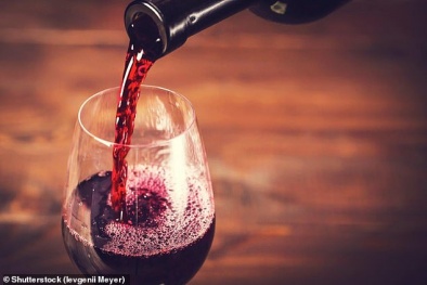 Lượng rượu nhỏ được sử dụng mỗi ngày cũng làm tăng nguy cơ mắc ung thư