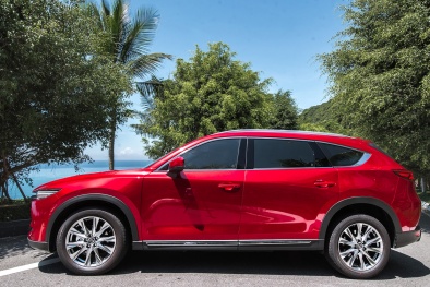 Chiếc ô tô Mazda đẹp long lanh này đang được giảm giá 100 triệu tại Việt Nam