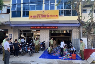 Tiêu hủy gần 1.300 sản phẩm hàng giả, hàng nhập lậu 