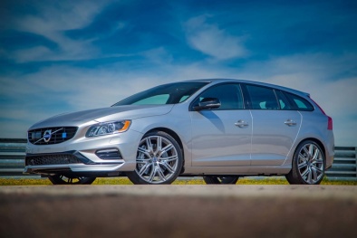 Gặp sự cố cửa bung khi di chuyển, Volvo triệu hồi hàng trăm nghìn xe