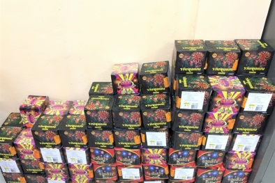 Chặn đứng lô hàng 4.000 viên pháo không rõ nguồn gốc, xuất xứ đang tuồn vào Việt Nam tiêu thụ