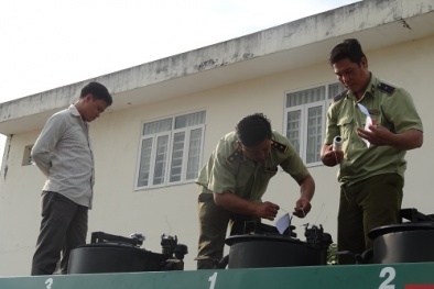 Vận chuyển hàng nghìn lít xăng dầu không rõ nguồn gốc