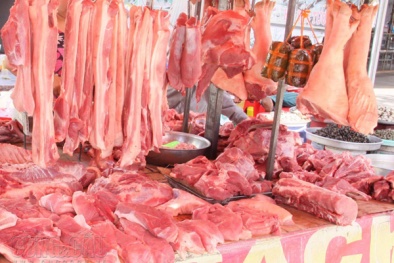 Tăng cường nhập khẩu, bình ổn giá thịt lợn trong dịp Tết Nguyên đán