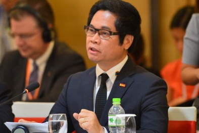 Chủ tịch VCCI: ‘Gỡ bỏ và kết nối’ là từ khóa phát triển năm 2020