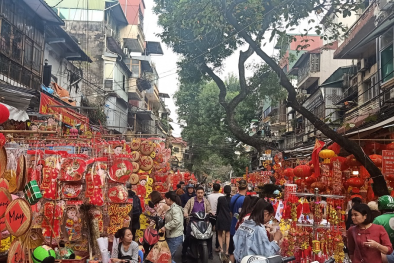 Thị trường đồ trang trí Tết 2020: Hàng made in Việt Nam được ưa chuộng