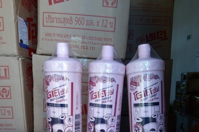Tiêu hủy 845 chai nước tẩy toilet giả nhãn hiệu Okey pink