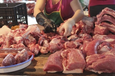 Sau Tết, giá rau xanh tăng ‘chóng mặt’, thịt lợn giảm nhẹ 