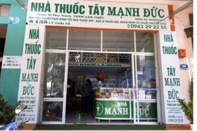 Găm khẩu trang giữa đại dich corona, 2 nhà thuốc bị phạt 60 triệu đồng, rút giấy phép 3 tháng