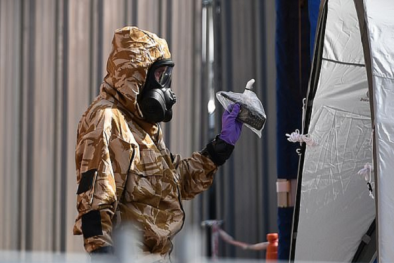 Bật mí về phát minh loại vải trung hòa các khí độc thần kinh