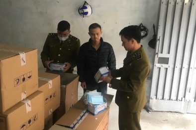 Hà Nội: Phát hiện người Trung Quốc mua gom số lượng lớn khẩu trang 