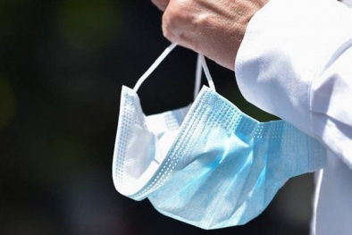 Bộ TN&MT đề nghị tăng cường thu gom, xử lý khẩu trang thải bỏ