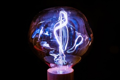 Khám phá thiết bị đặc biệt có khả năng tạo ra điện từ không khí 