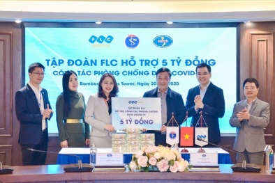 Tập đoàn FLC trao 5 tỉ đồng hỗ trợ công tác phòng chống dịch COVID-19